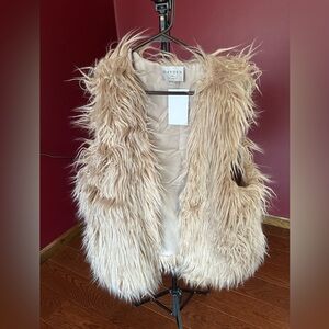 Small/medium fur vest
